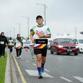 Runner Photo 7668037