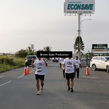 Runner Photo 7668038