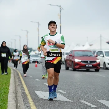 Runner Photo 7668053