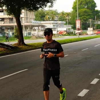 Runner Photo 7668058