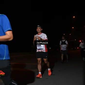 Runner Photo 7668064