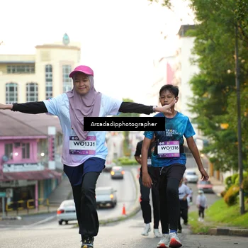 Runner Photo 7668067