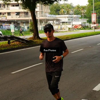Runner Photo 7668071