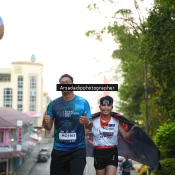 Runner Photo 7668074