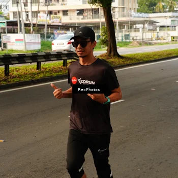 Runner Photo 7668077