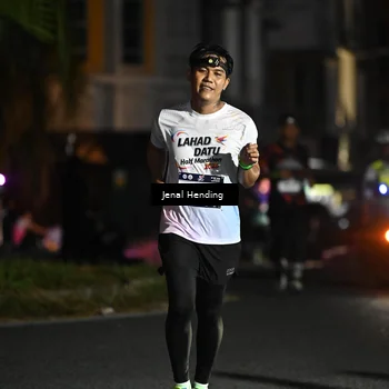 Runner Photo 7668078