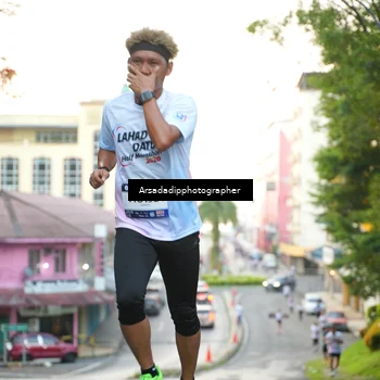 Runner Photo 7668092