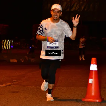 Runner Photo 7668095