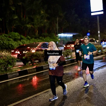 Runner Photo 7668103