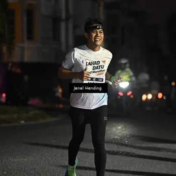 Runner Photo 7668113