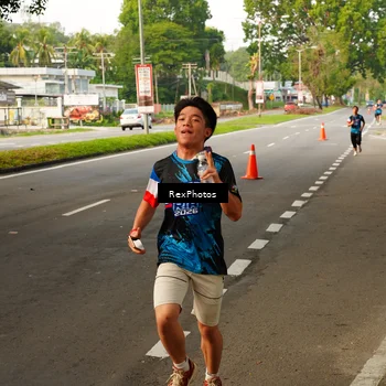 Runner Photo 7668114