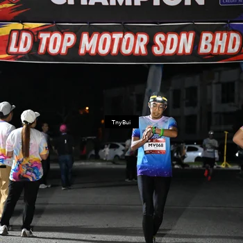 Runner Photo 7668115