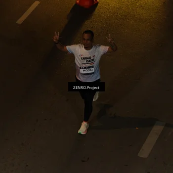 Runner Photo 7668129