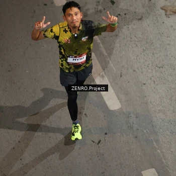 Runner Photo 7668130