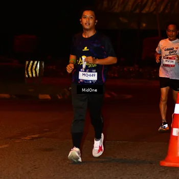 Runner Photo 7668142
