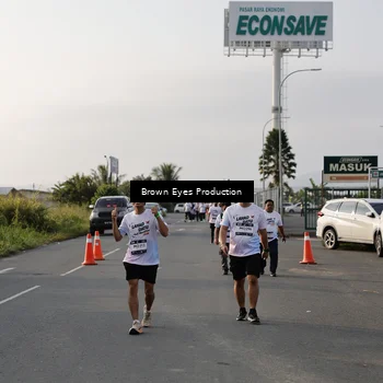 Runner Photo 7668149