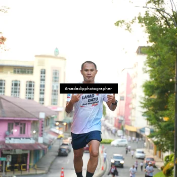 Runner Photo 7668154