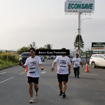 Runner Photo 7668157