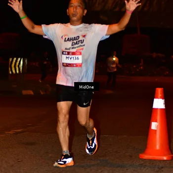 Runner Photo 7668168