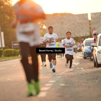 Runner Photo 7668169
