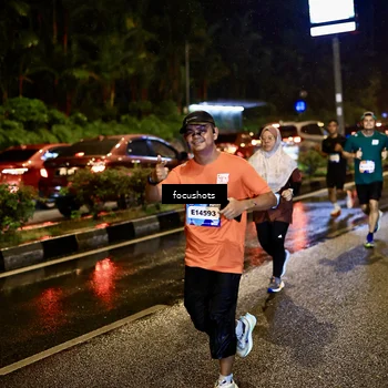 Runner Photo 7668173