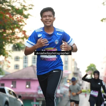 Runner Photo 7668178