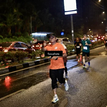 Runner Photo 7668181