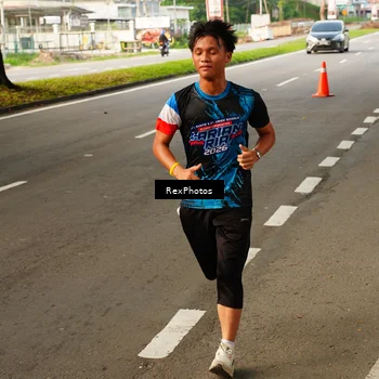 Runner Photo 7668184