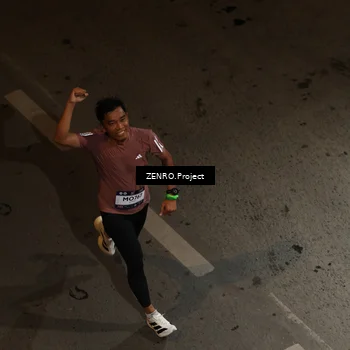 Runner Photo 7668197