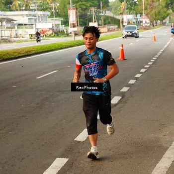 Runner Photo 7668213