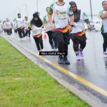 Runner Photo 7668234