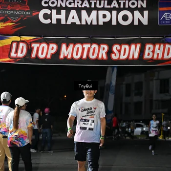 Runner Photo 7668249