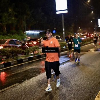 Runner Photo 7668254