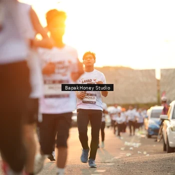 Runner Photo 7668296