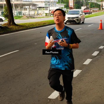 Runner Photo 7668306