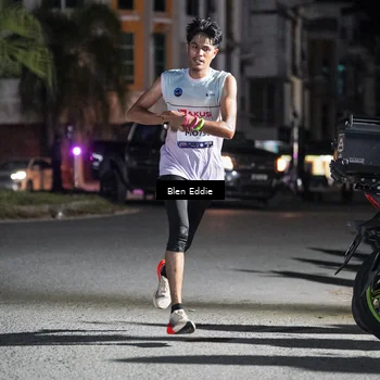 Runner Photo 7668335