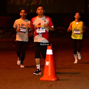 Runner Photo 7668354