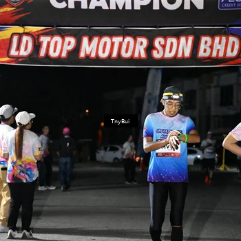 Runner Photo 7668360