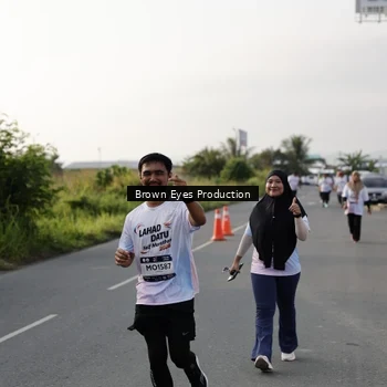 Runner Photo 7668383