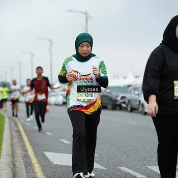Runner Photo 7668384