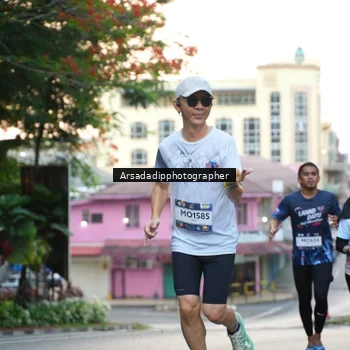 Runner Photo 7668412