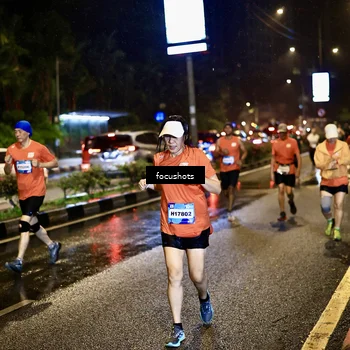 Runner Photo 7668418