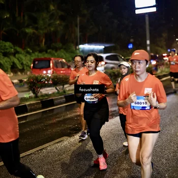 Runner Photo 7668438