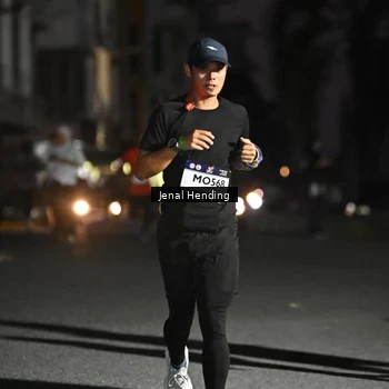 Runner Photo 7668463