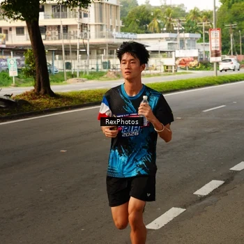 Runner Photo 7668467