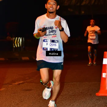 Runner Photo 7668480