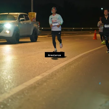 Runner Photo 7668483