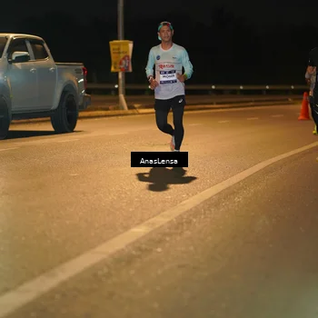 Runner Photo 7668485