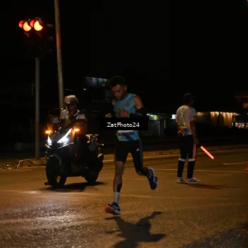 Runner Photo 7668490