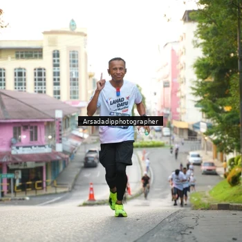 Runner Photo 7668509